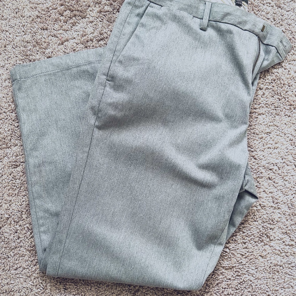 Banana Republic slim rapid movement chino pants